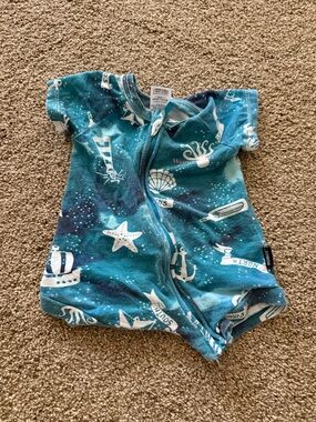 Bonds 000 wondersuit nautical themed 0-3 months